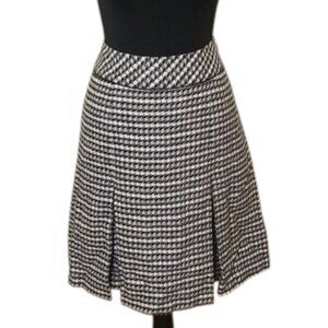 Talbots Wool Blend Houndstooth Plaid Pleated Skirt Classic Academia - Size 10